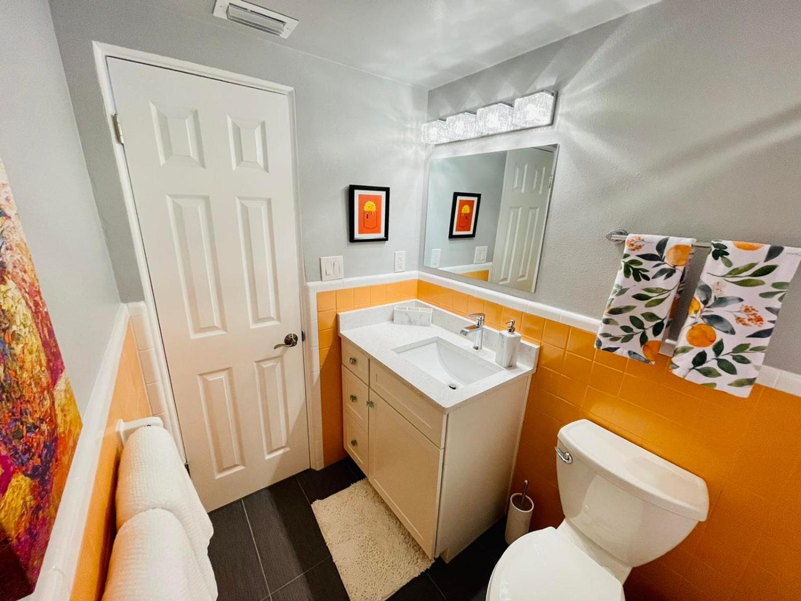 Midtown Cottage - In The Heart Of Cocoa Beach Zewnętrze zdjęcie