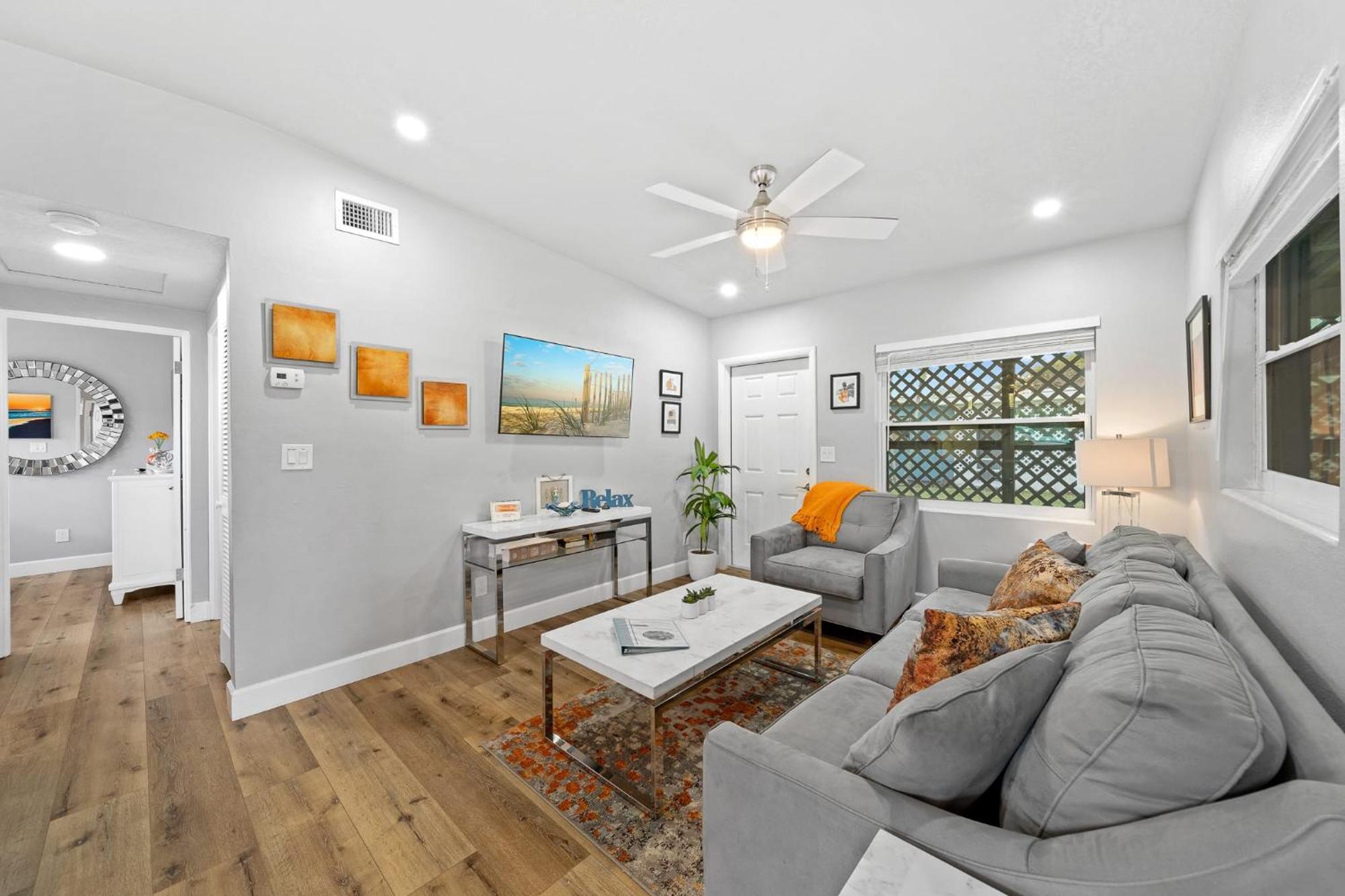 Midtown Cottage - In The Heart Of Cocoa Beach Zewnętrze zdjęcie